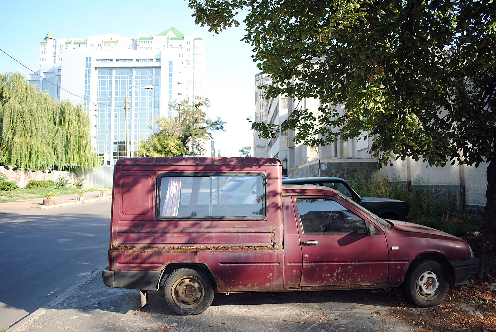 Киев, улица Анри Барбюса