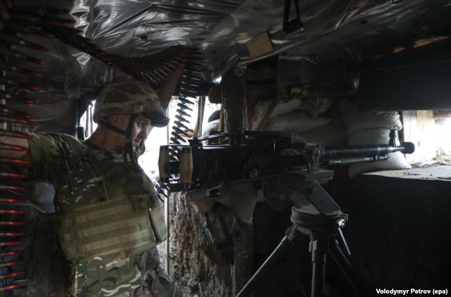 Украинский военный в зоне АТО, 2017 год dqxikeidqxitkant