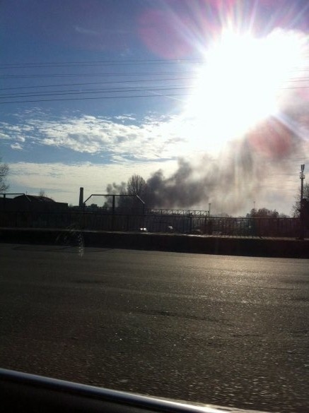 В Киеве горит завод dqxikeidqxitkant