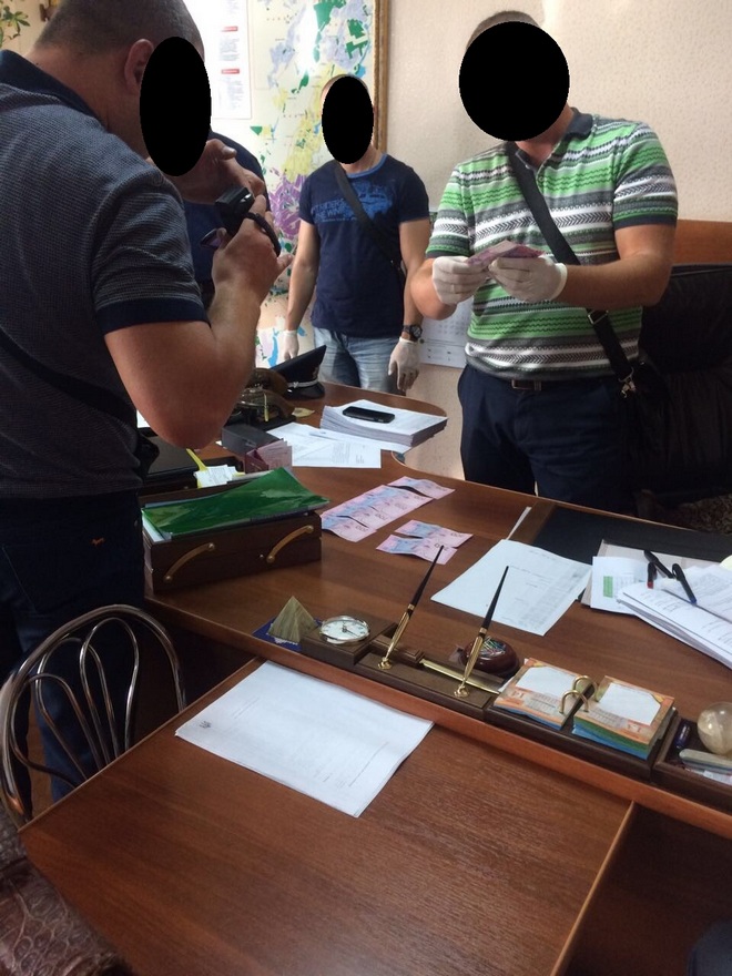 задержание на взятке подполковника, фото прокуратуры dqxikeidqxiqqeant