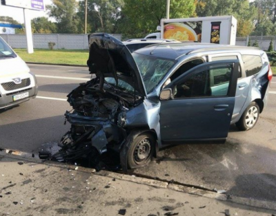 Масштабное ДТП в Киеве: много пострадавших Масштабное ДТП в Киеве: много пострадавших