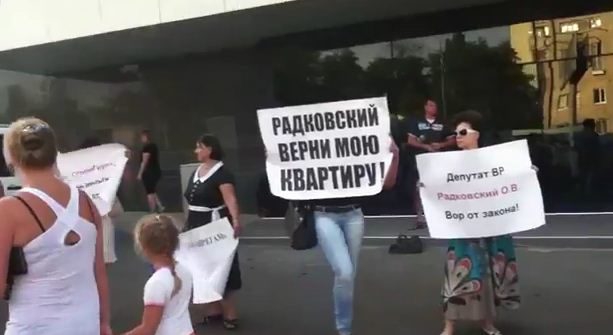 Выстрелы в Одессе: Почему покушение на депутата от Выстрелы в Одессе: Почему покушение на депутата от dqxikeidqxiqqeant