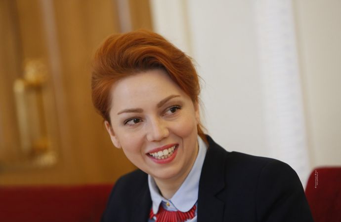 Алена Шкрум, «Батькивщина» dqxikeidqxiqqeant