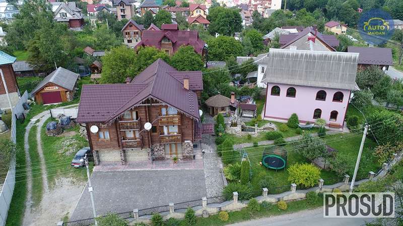 Як зампрокурора Івано-Франківської області займається незадекларованим готельним бізнесом - 86515 Як зампрокурора Івано-Франківської області займається незадекларованим готельним бізнесом - фото 86515