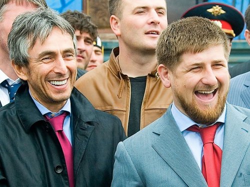 Умар Джабраилов и Рамзан Кадыров dqxikeidqxiqqeant