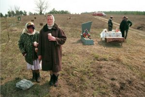 бегемот, begemot, begemotmedia, новости, Чекменев, кладбищенско-церковная культура, фото, Донбасс