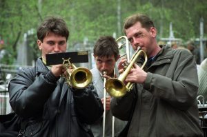 бегемот, begemot, begemotmedia, новости, Чекменев, кладбищенско-церковная культура, фото, Донбасс