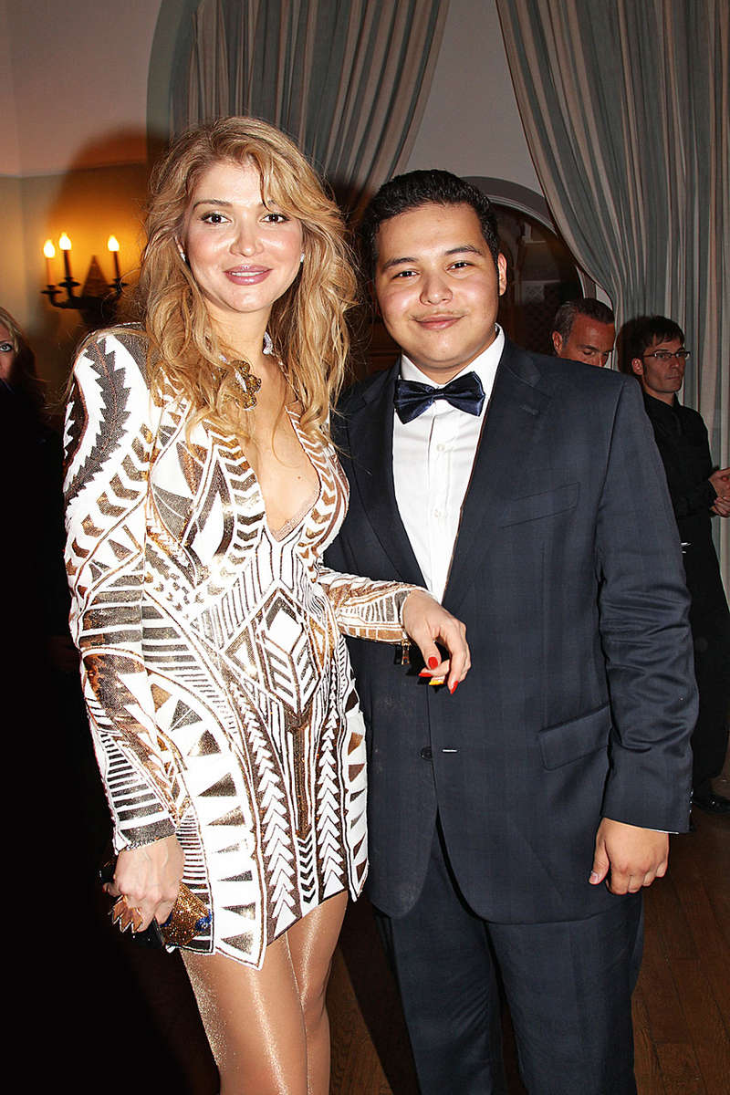       de Grisogono  -’, 2012
