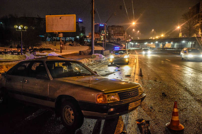     ""  Honda Civic, Skoda Fabia  Audi 100 dqxikeidqxiqqeant