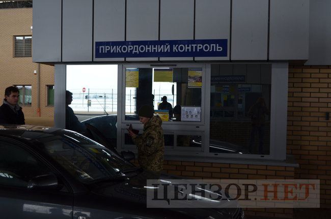 Біометричний контроль на українсько-польському кордоні: як це працює 04 Біометричний контроль на українсько-польському кордоні: як це працює 04