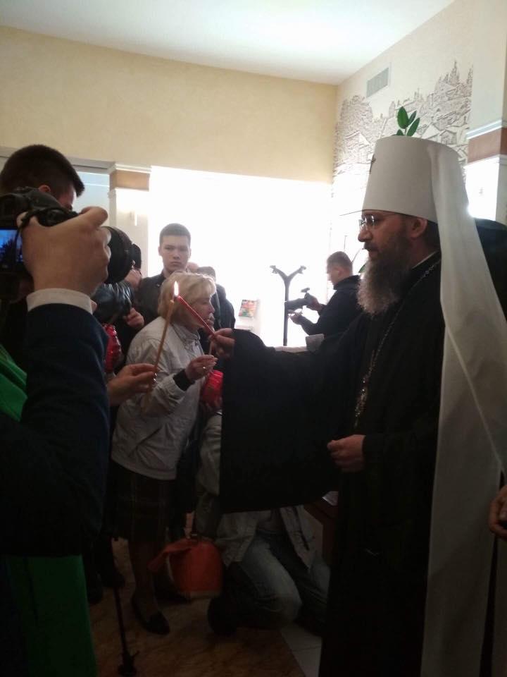 / facebook.com/church.information.center