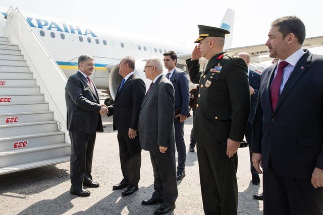 Петр Порошенко с визитом в Турции