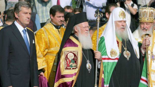 Апостол Петро Другий: Навіщо Порошенко взявся за релігійні реформи - 120239 Апостол Петро Другий: Навіщо Порошенко взявся за релігійні реформи - фото 120239