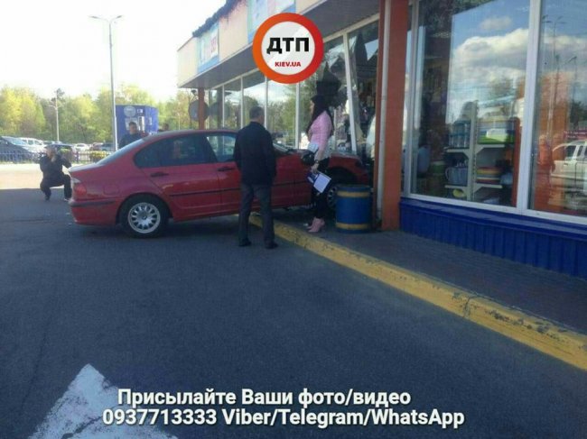 31165624_1021508771348349_4515746211495411712_n