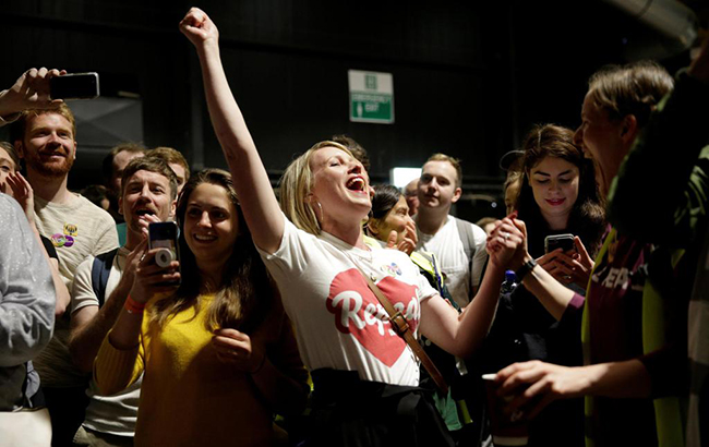 В Ирландии на референдуме поддержали легализацию абортов В Ирландии на референдуме поддержали легализацию абортов