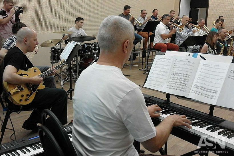 ÑепеÑиÑиÑ, оÑкеÑÑÑ, пÑезиденÑÑкий, ÐалÑÑÑинг, ÐабоÑÑе, гаÑÑÑоли, ÐÑÑмми, ÑеÑÑивалÑ, мÑзÑка