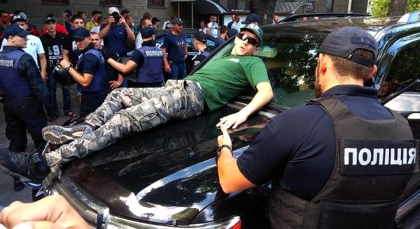 Как жилось бы «евробляхеру» в США, Канада или Сингапуре dqxikeidqxiqqeant