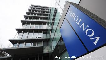 Экс-глава Укртрансаммиак Виктор Бондик распоряжался счетом в швейцарском Bank Vontobel Здание швейцарского Bank Vontobel dqxikeidqxitkant