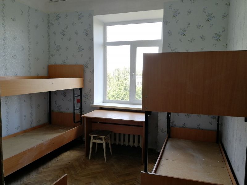 ÐÑÑÑожиÑок, ÑÑÑденÑи, УнÑвеÑÑиÑÐµÑ Ð±ÑоÑеÑÑÑÑÑв Ñ Ð¿ÑиÑодокоÑиÑÑÑваннÑ