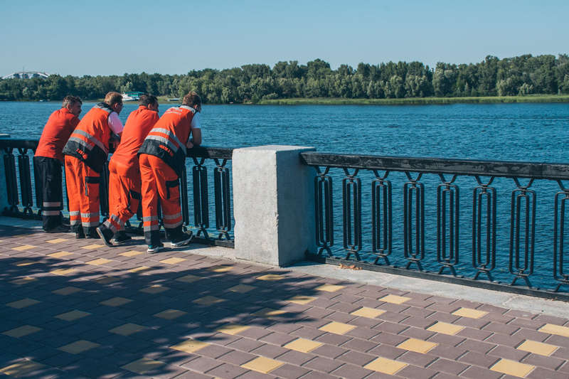 ТÑÑп наÑ
одилÑÑ Ð² неÑколÑкиÑ
 меÑÑов Ð¾Ñ Ð±ÐµÑега