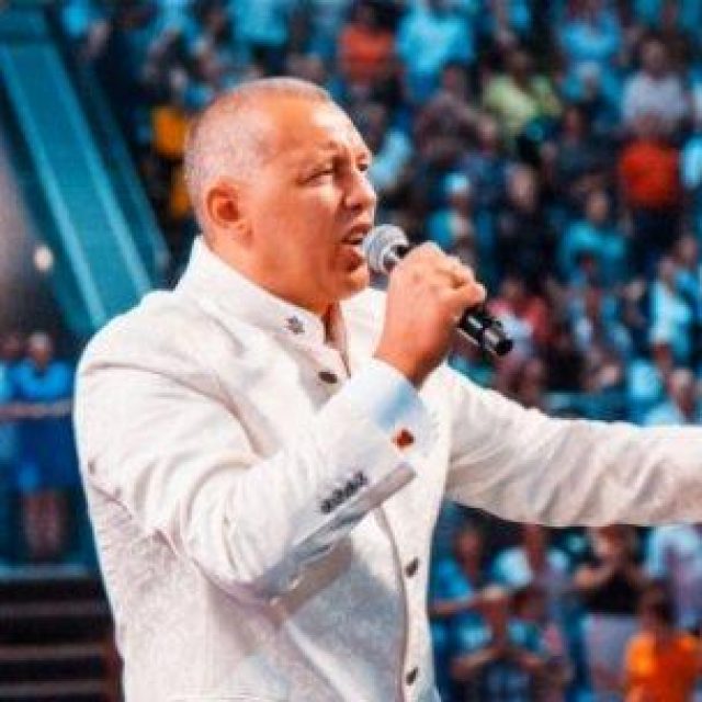 Прессинг, угрозы и бойкот: как помочь днепрянам, уходящим из секты dqxikeidqxitkant