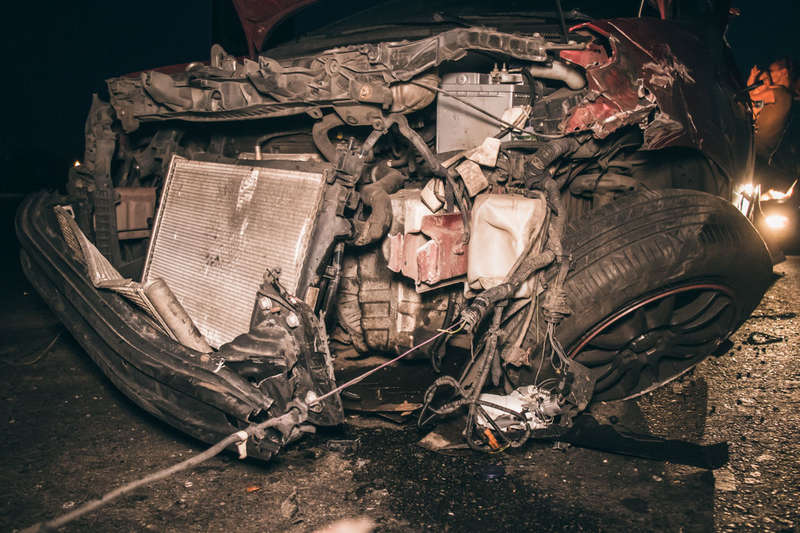 Ðена водиÑÐµÐ»Ñ Fiat обÑÑÑнÑÐµÑ Ð¾Ð¿Ð°ÑнÑй Ð¼Ð°Ð½ÐµÐ²Ñ Ñем, ÑÑо ее мÑÐ¶Ñ Ð²Ð½ÐµÐ·Ð°Ð¿Ð½Ð¾ ÑÑало плоÑ
о