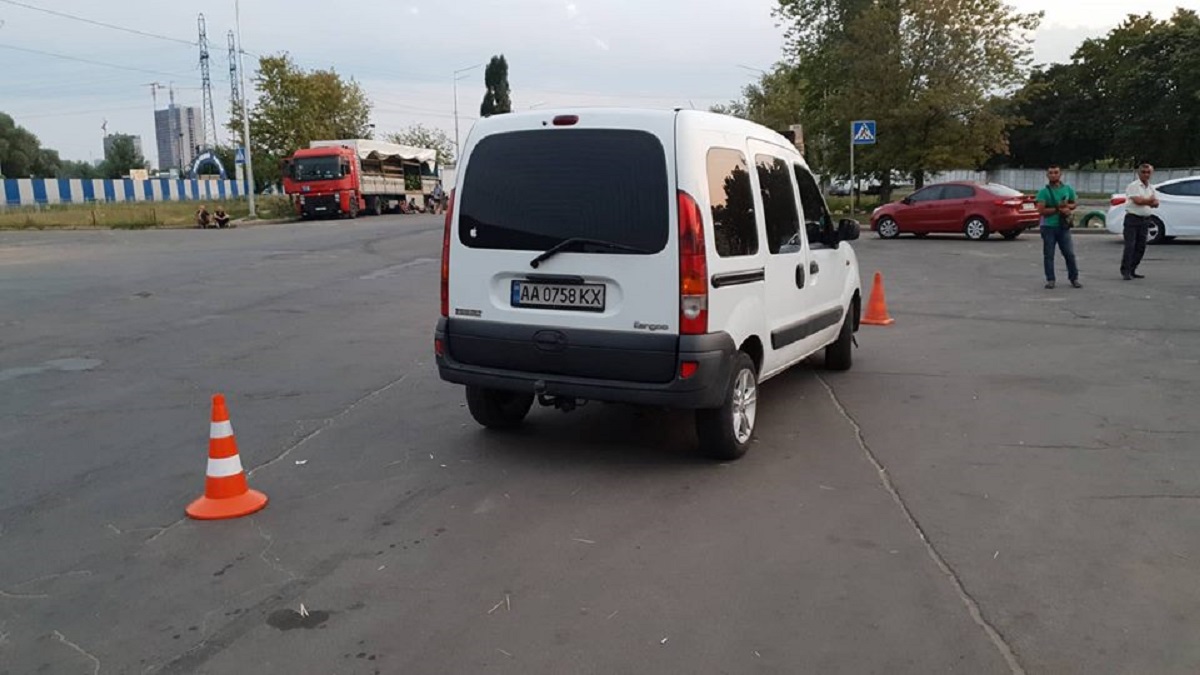 ÐÐ° Ð¢Ñ€Ð¾ÐµÑ‰Ð¸Ð½Ðµ Ð°Ð²Ñ‚Ð¾Ð¼Ð¾Ð±Ð¸Ð»ÑŒÂ Renault ÑÐ±Ð¸Ð» Ð¿ÐµÑˆÐµÑ…Ð¾Ð´Ð° dqxikeidqxitkant