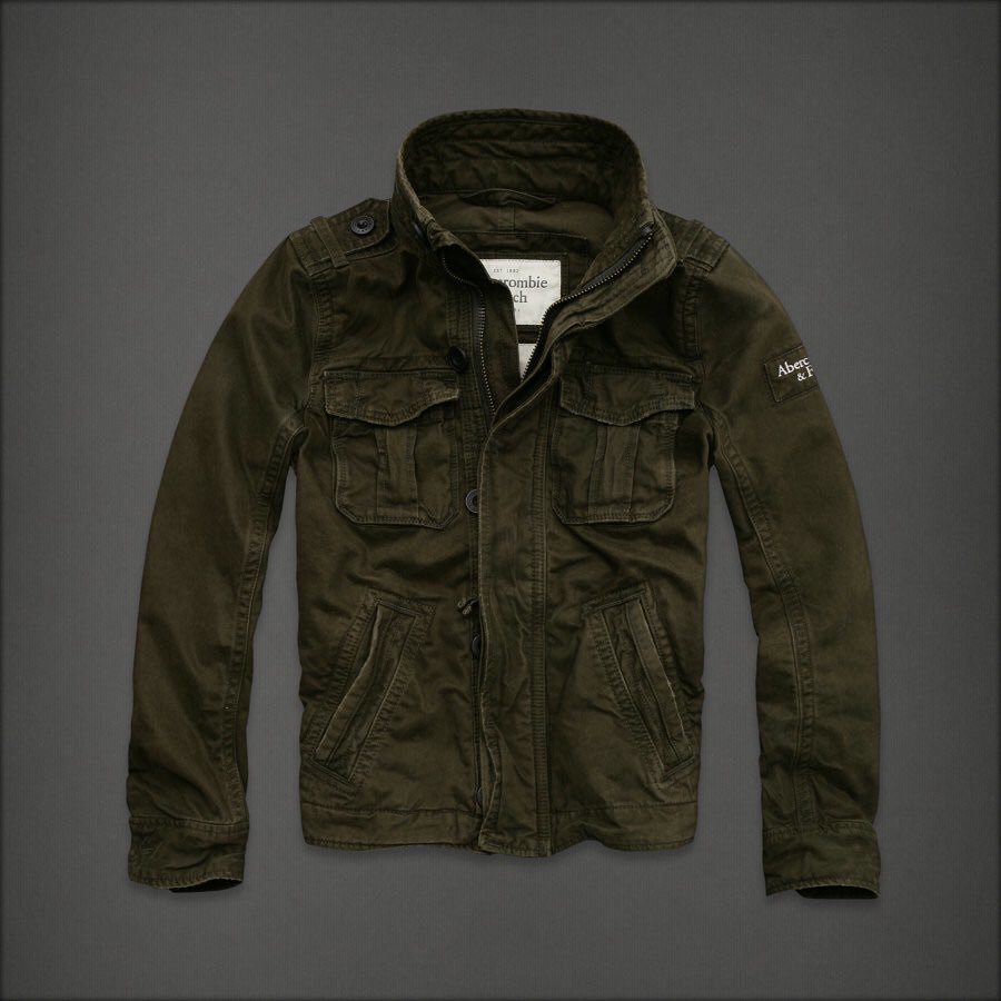 "ÐÑла ваÑей, ÑÑала наÑей": ÐÑÑин заÑвеÑилÑÑ Ð² "воÑованной" одежде