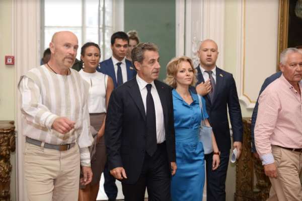 Человек-невидимка: Зачем опальный Николя Саркози прибыл в Одессу - 146004 Человек-невидимка: Зачем опальный Николя Саркози прибыл в Одессу - фото 146004 dqxikeidqxitkant