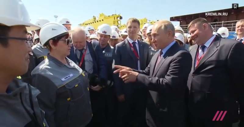 Провальная беседа Путина с рабочими исчезла с сайта Кремля