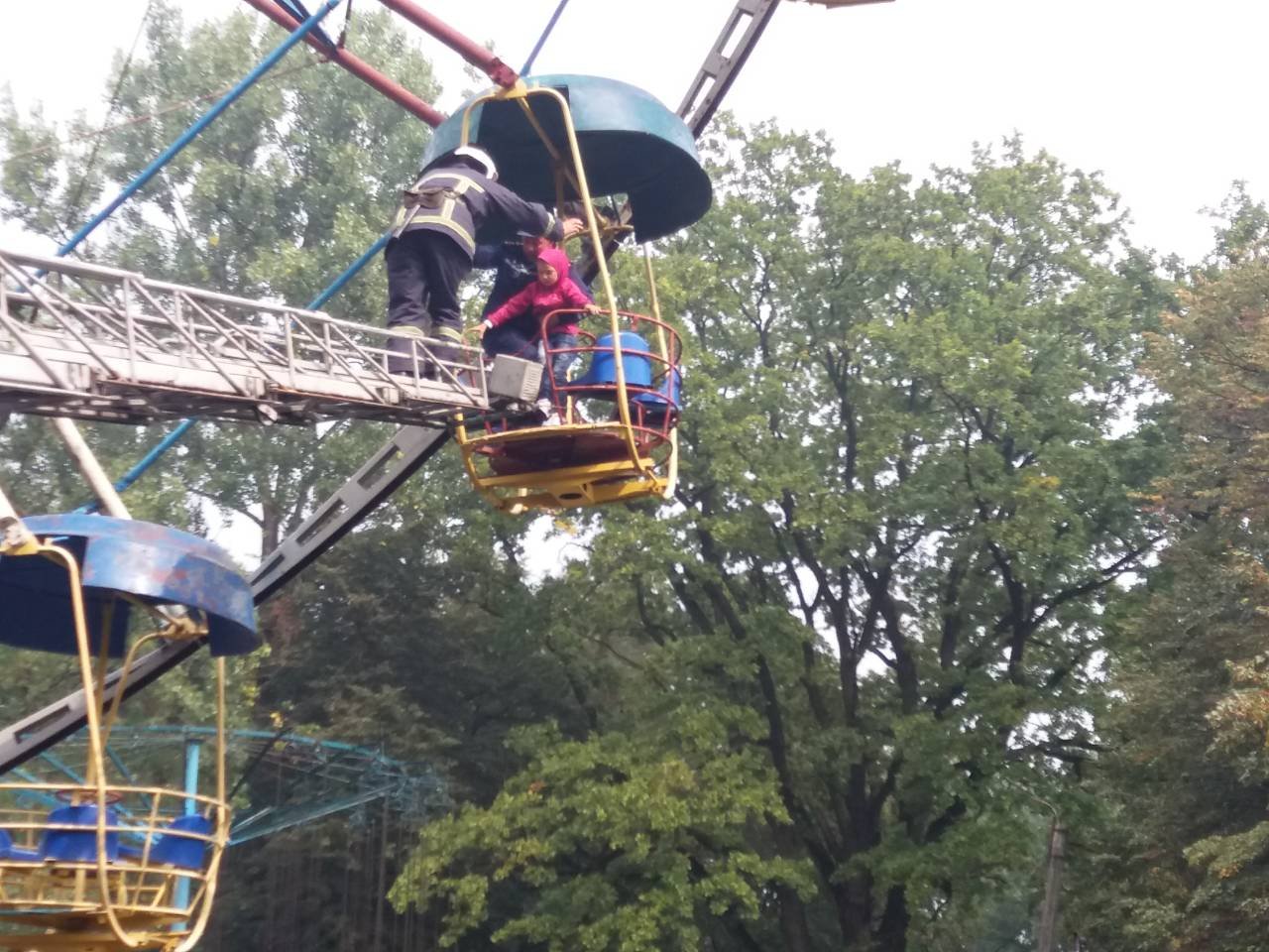 пÑоиÑÑеÑÑвие, аваÑиÑ, пÑикаÑпаÑÑе, деÑи, колеÑо обозÑÐµÐ½Ð¸Ñ dqxikeidqxiqqeant