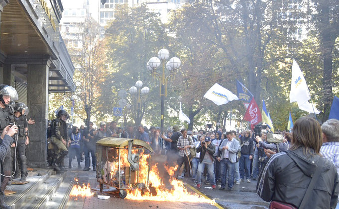 ПоÑледÑÑ‚Ð²Ð¸Ñ Ð¿Ð¾Ñ‚Ð°Ñовки под ГПУ: иÑпорченный фаÑад и раненые - фото