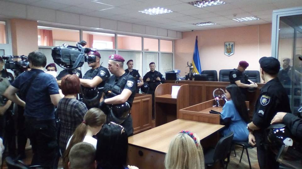 Зарезал на остановке Киева: суд вынес решение по бойцу ВСУ