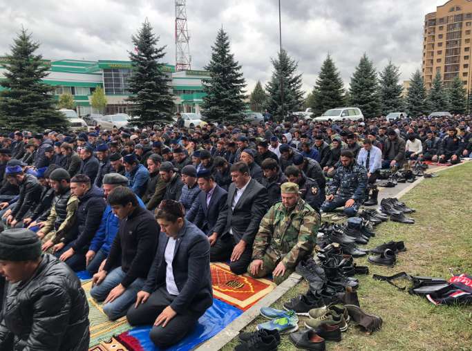 ’’Тысячи людей’’: в Ингушетии собрали ’’майдан’’ против путинского Кадырова