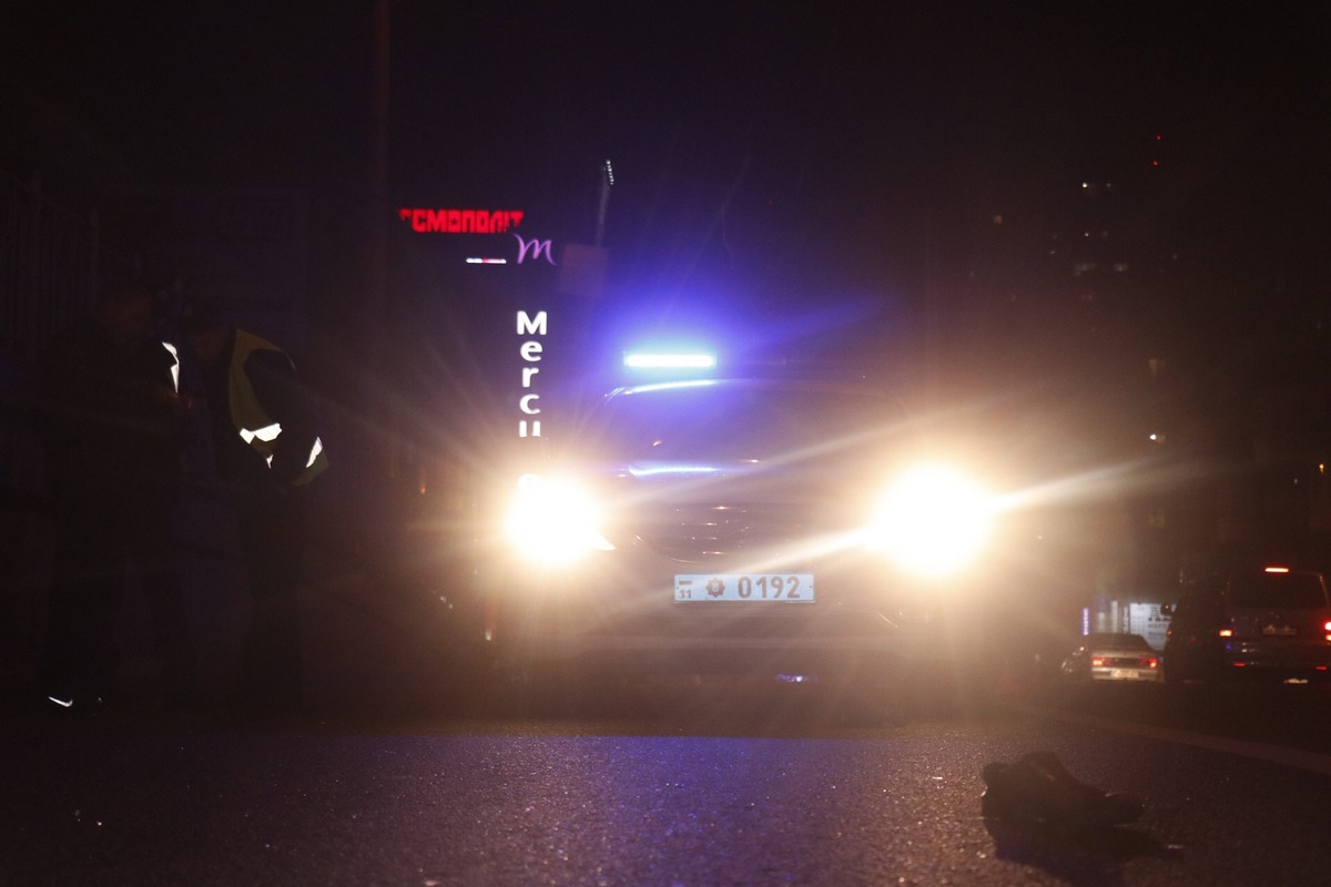 Ð Ðиеве возле Ð?ндÑÑÑÑиалÑного моÑÑа Ñбили мÑжÑинÑ