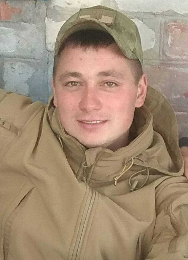 ÐŸÑ€Ð¾ÐºÐ»ÑÑ‚Ñ‹Ðµ Ð¿ÑƒÑ‚Ð¸Ð½Ñ†Ñ‹! Ð’ ÑÐµÑ‚Ð¸ Ð¿Ð¾ÐºÐ°Ð·Ð°Ð»Ð¸ Ñ‚Ñ€Ð°Ð³Ð¸Ñ‡ÐµÑÐºÐ¸ Ð¿Ð¾Ð³Ð¸Ð±ÑˆÐµÐ³Ð¾ Ð½Ð° Ð”Ð¾Ð½Ð±Ð°ÑÑÐµ Ð±Ð¾Ð¹Ñ†Ð° Ð’Ð¡Ð£ dqxikeidqxitkant