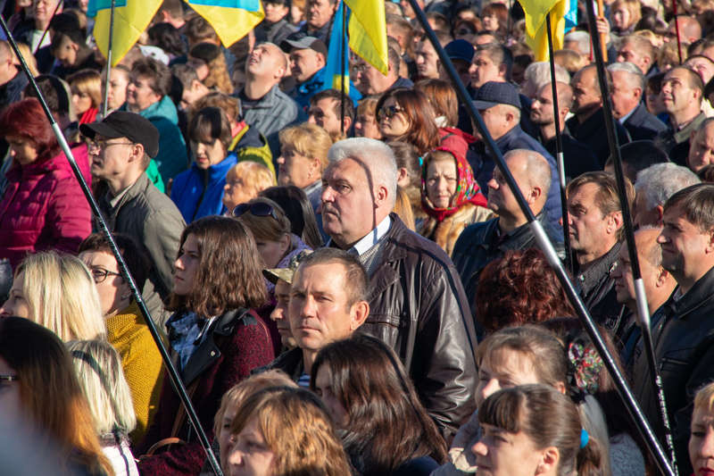 Ð ÑенÑÑ Ðиева пÑиÑли около ÑÑÑÑÑи Ñеловек dqxikeidqxiqqeant