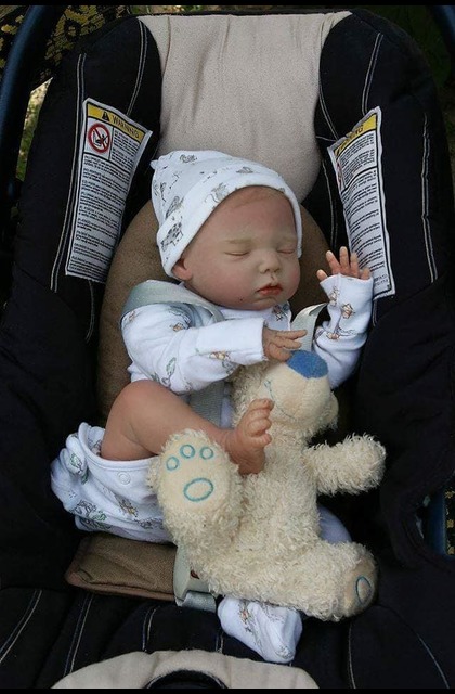 Ð‘Ñ‹Ð²ÑˆÐ¸Ð¹ Ñ‚Ð°Ð½ÐºÐ¸ÑÑ‚ ÐÐ¢Ðž ÑÐ¾Ð·Ð´Ð°ÐµÑ‚ ÐºÑƒÐºÐ»Ñ‹, ÐºÐ¾Ñ‚Ð¾Ñ€Ñ‹Ðµ Ð½ÐµÐ²Ð¾Ð·Ð¼Ð¾Ð¶Ð½Ð¾ Ð¾Ñ‚Ð»Ð¸Ñ‡Ð¸Ñ‚ÑŒ Ð¾Ñ‚ Ð¾Ð±Ñ‹Ñ‡Ð½Ð¾Ð³Ð¾ Ñ€ÐµÐ±ÐµÐ½ÐºÐ° 