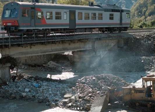 Еда, вода и бензин заканчиваются: в России показали страшные последствия ’’армагеддона’’