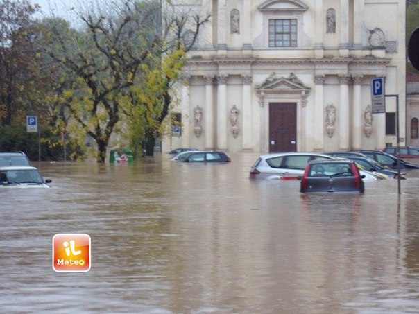 Фотогалерея: очередное наводнение в Италии
