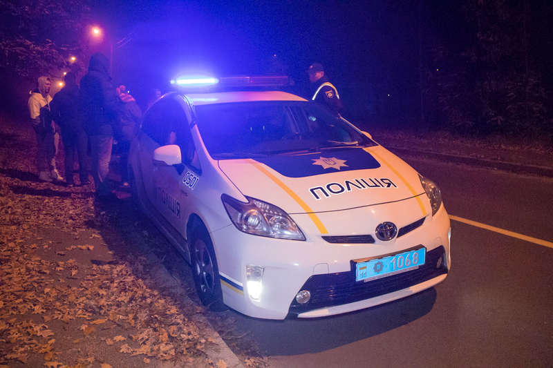 ÐŸÐ¾ÑÐ»Ðµ ÑÑ‚Ð¾Ð³Ð¾ Ð¾Ð½ Ð²Ñ‹Ð±ÐµÐ¶Ð°Ð» Ð¸Ð· Ð°Ð²Ñ‚Ð¾Ð¼Ð¾Ð±Ð¸Ð»Ñ Ð¸ ÑƒÐ±ÐµÐ¶Ð°Ð» Ð² Ð»ÐµÑ