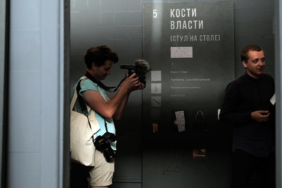       咒:    Ecolines   dqxikeidqxiqqeant