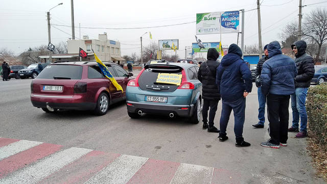 Евробляхеры заблокировали трассы Киев-Чоп, Одесса-Киев, выезды из Харькова и объездную дорогу Житомира 09 Евробляхеры заблокировали трассы Киев-Чоп, Одесса-Киев, выезды из Харькова и объездную дорогу Житомира 09