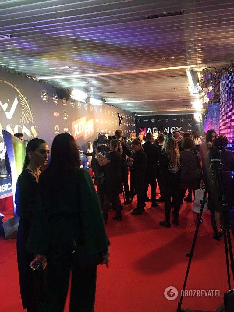 ’’Моряки, возвращайтесь живыми!’’ Как в Киеве прошла церемония ’’M1 Music Awards’’ dqxikeidqxiqqeant