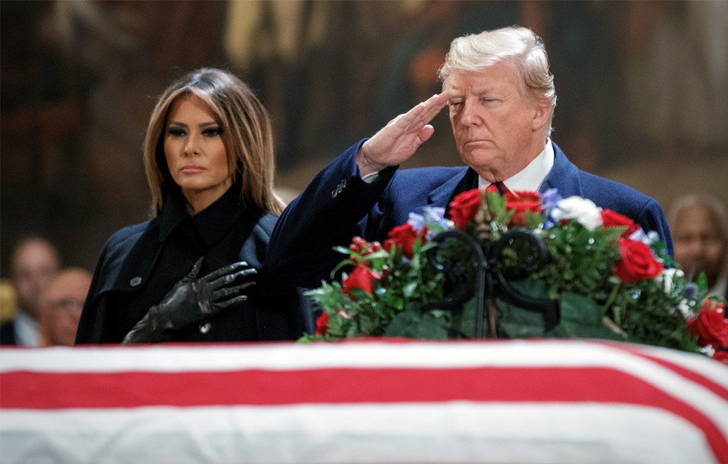 В США прощаются с бывшим президентом Джорджем Бушем-старшим: фото