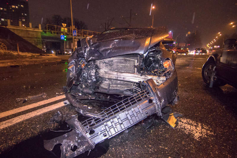 Ðа меÑÑе ÑабоÑал Ñкипаж паÑÑÑлÑной полиÑии, "ÑкоÑаÑ", и ÑледÑÑвенно-опеÑаÑÐ¸Ð²Ð½Ð°Ñ Ð³ÑÑппа