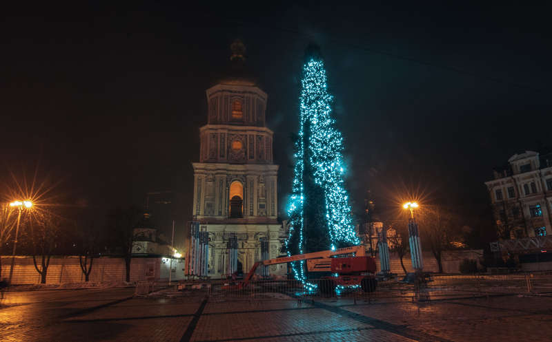 СовÑем ÑкоÑо елка заÑиÑÐµÑ Ð¾Ð³Ð¾Ð½Ñками dqxikeidqxiqqeant