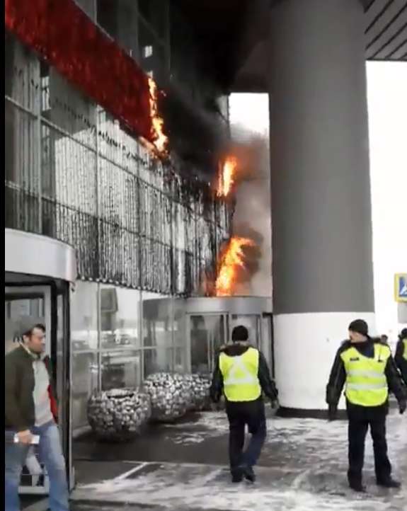 ÐŸÐ¾Ð´ ÐœÐ¾ÑÐºÐ²Ð¾Ð¹ Ð²ÑÐ¿Ñ‹Ñ…Ð½ÑƒÐ» ÐºÑ€ÑƒÐ¿Ð½Ñ‹Ð¹ Ð¢Ð¦: Ñ„Ð¾Ñ‚Ð¾ Ð¸ Ð²Ð¸Ð´ÐµÐ¾ Ñ Ð¼ÐµÑÑ‚Ð° Ð§ÐŸ dqxikeidqxiqqeant