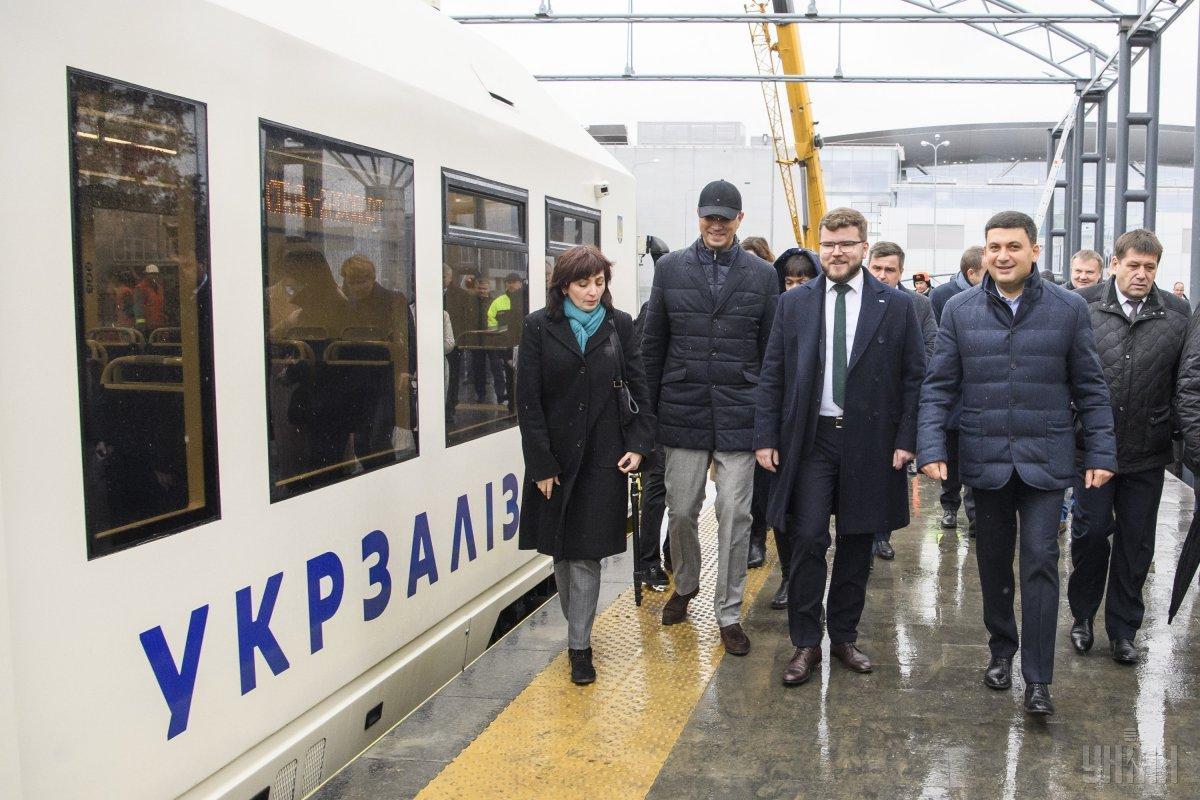 Экспресс на Борисполь - куда исчезали деньги на его строительство Экспресс на Борисполь - куда исчезали деньги на его строительство - фото 2 dqxikeidqxitkant