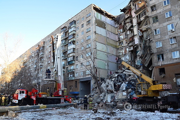 Новогоднее чудо: в Магнитогорске под завалами нашли живым годовалого малыша. Видео спасения